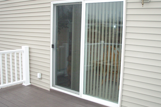 Petaluma-screen-door-repair